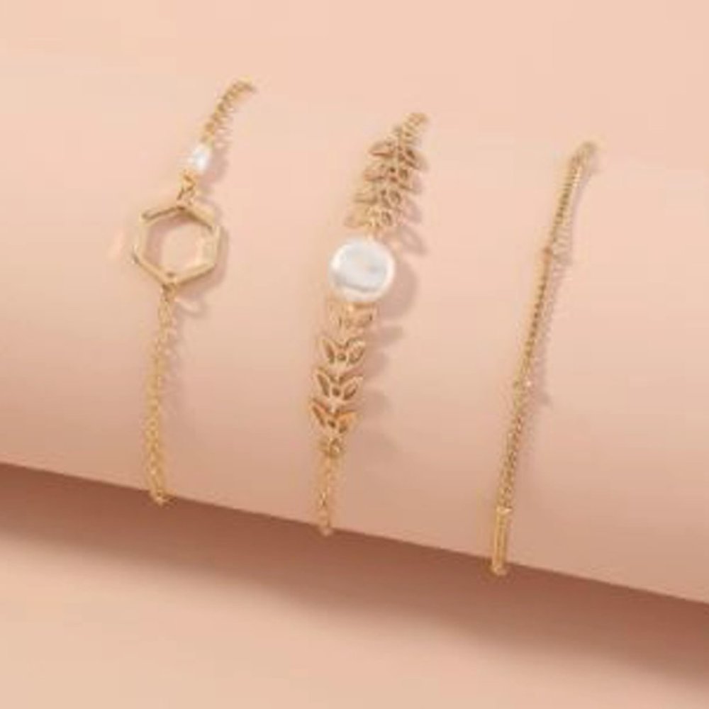 Gold Bracelet Set - Picture 4 of 5